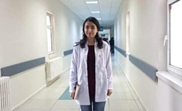 Tahmine Rüstemova Hemşire